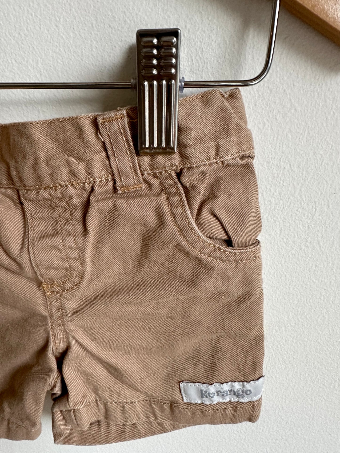 Tan Shorts / 12m