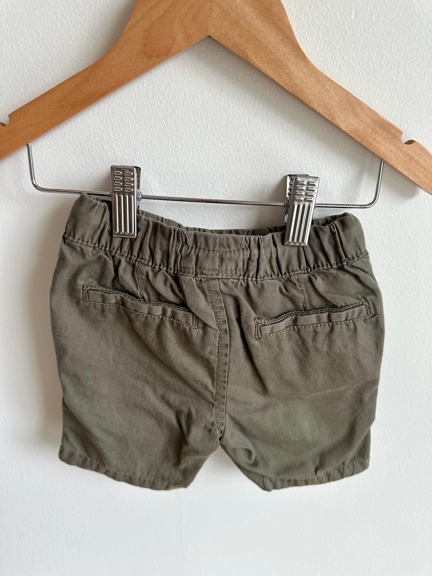 Olive Drawstring Shorts / 6-9m