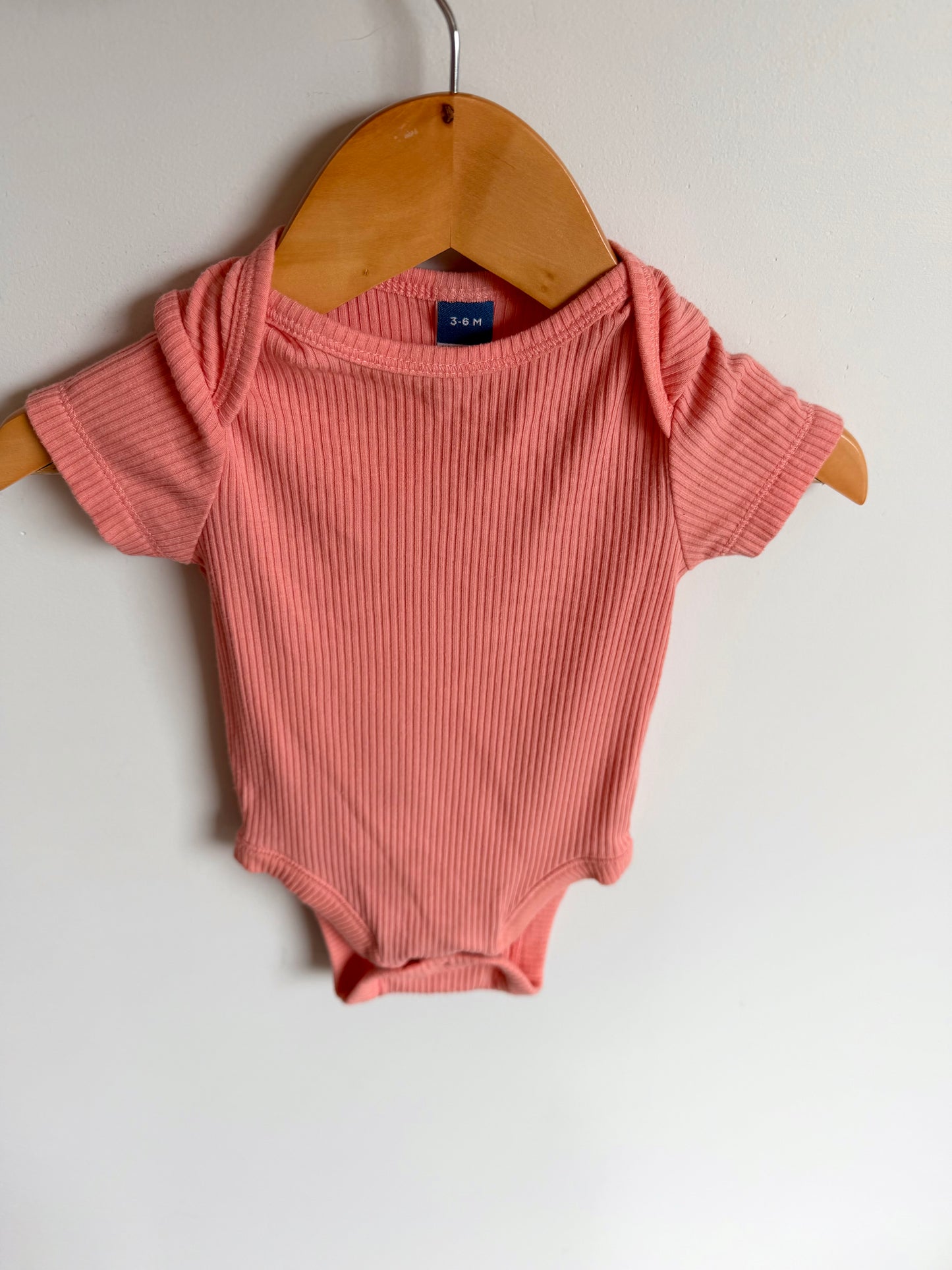 Coral Ribbed Bodysuit / 3-6m