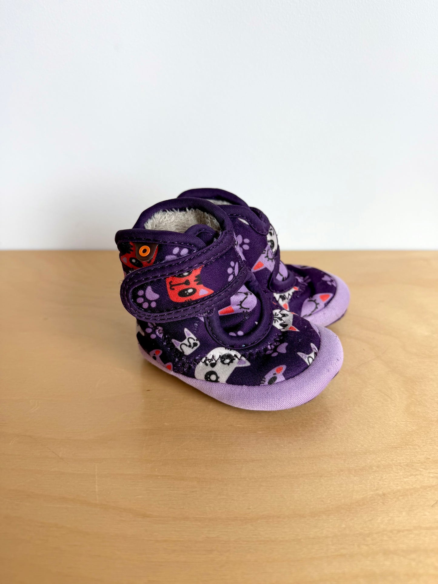 Bogs Cat Soft Sole Boots / Size 2 Infant