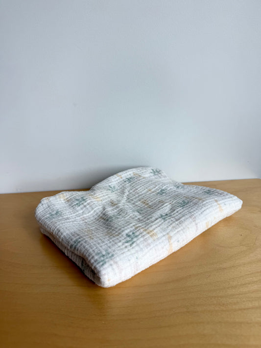 Giraffe Receiving Blanket (No Shipping)