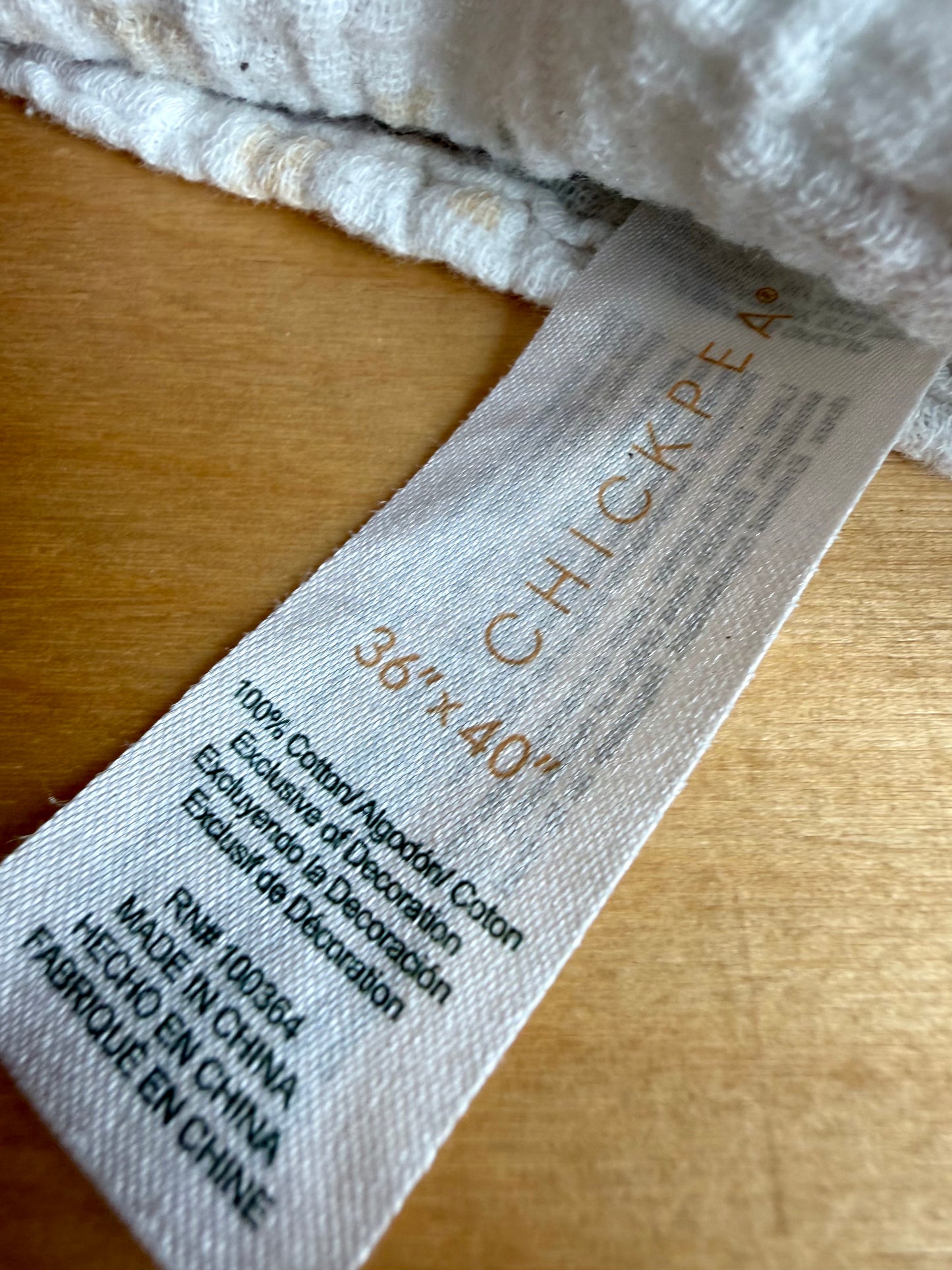 Giraffe Receiving Blanket (No Shipping)