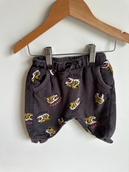 Zara Roar Joggers / 9-12m