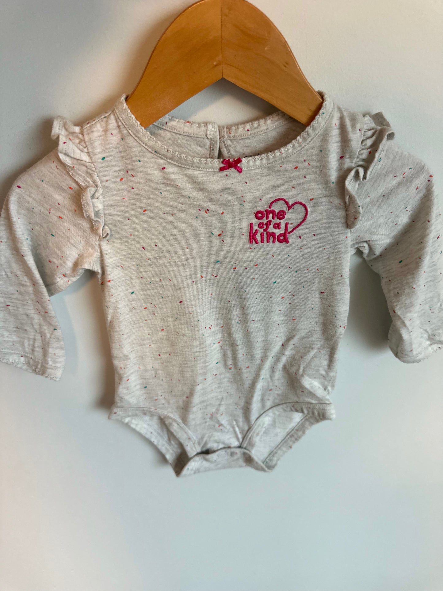 One Of A Kind Ruffle Sleeve Bodysuit / 9m