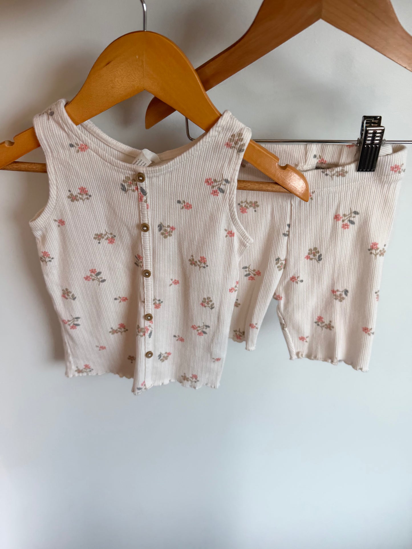 Cream Floral Top + Shorts Set / 18-24m