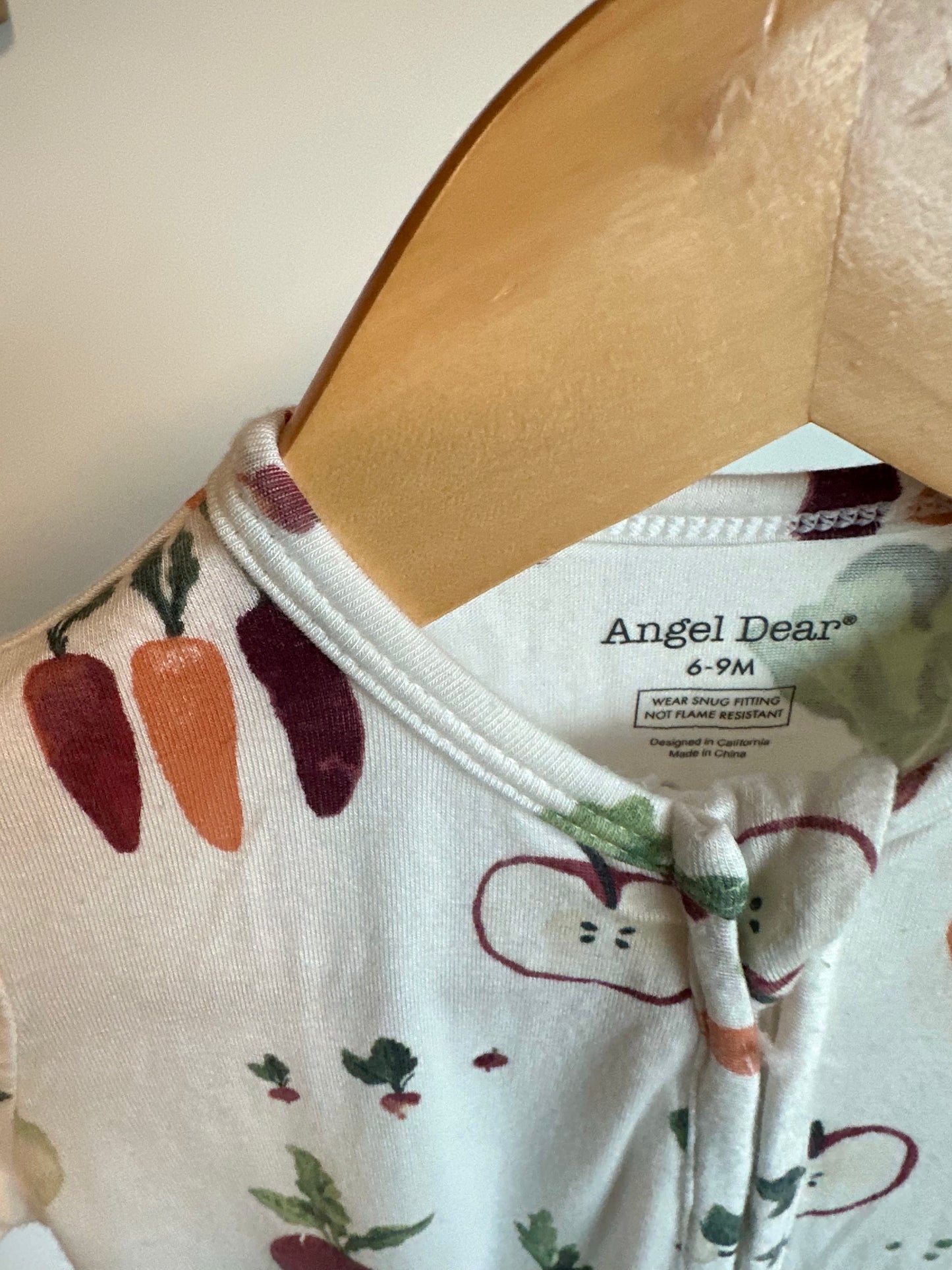 Angel Dear Bamboo Fruit + Veggie Sleeper / 6-9m