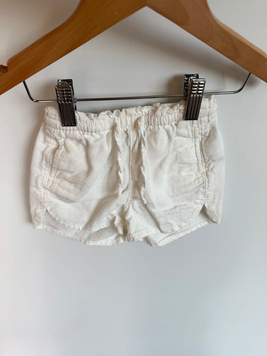 White Pocket Shorts / 18-24m