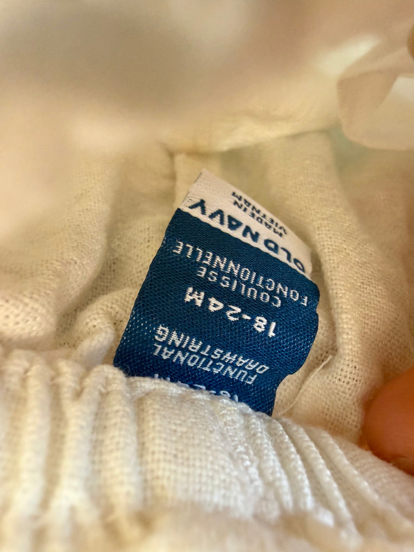 White Pocket Shorts / 18-24m
