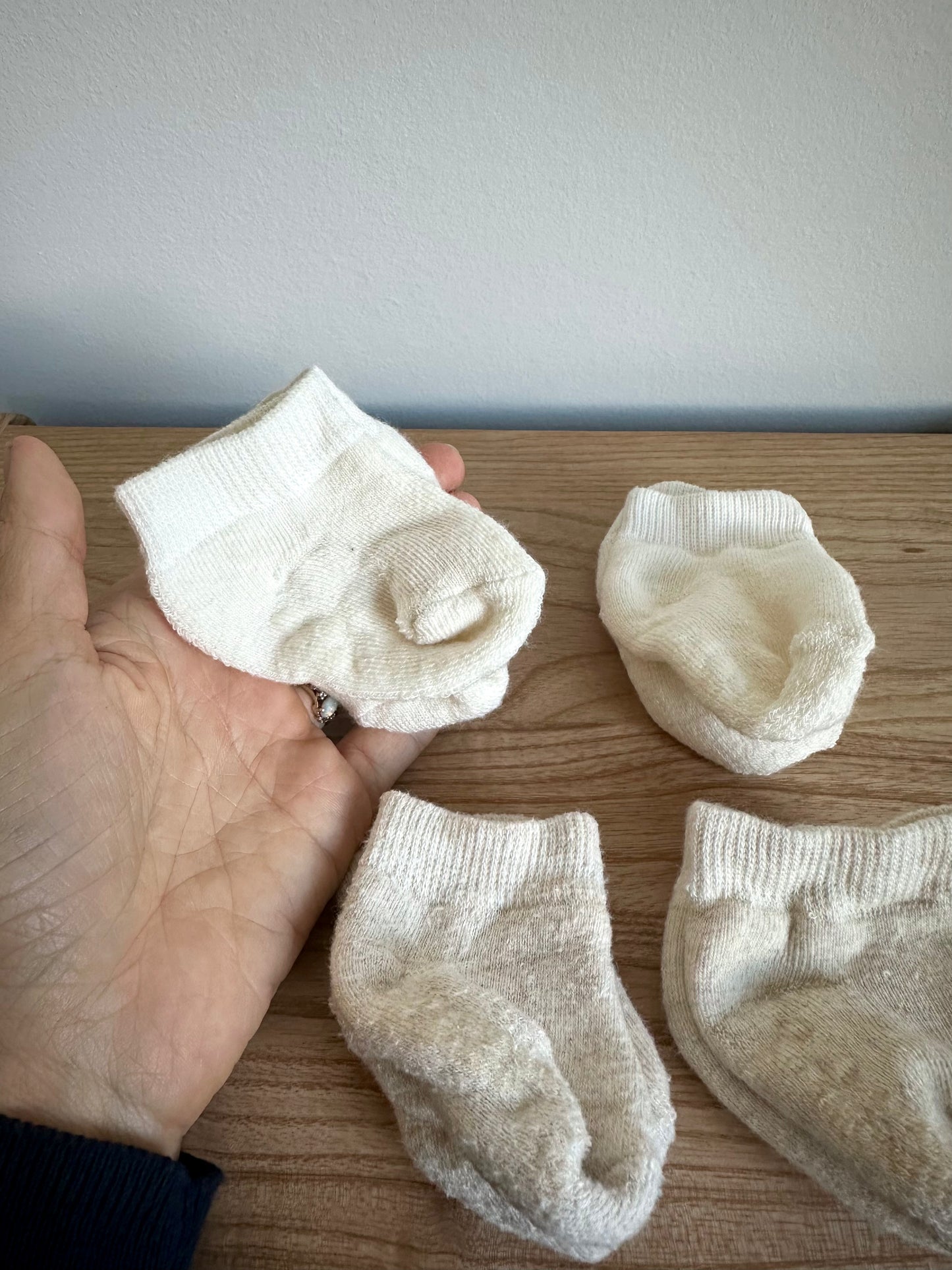 Beige Socks (Set of 4) / 0-6m