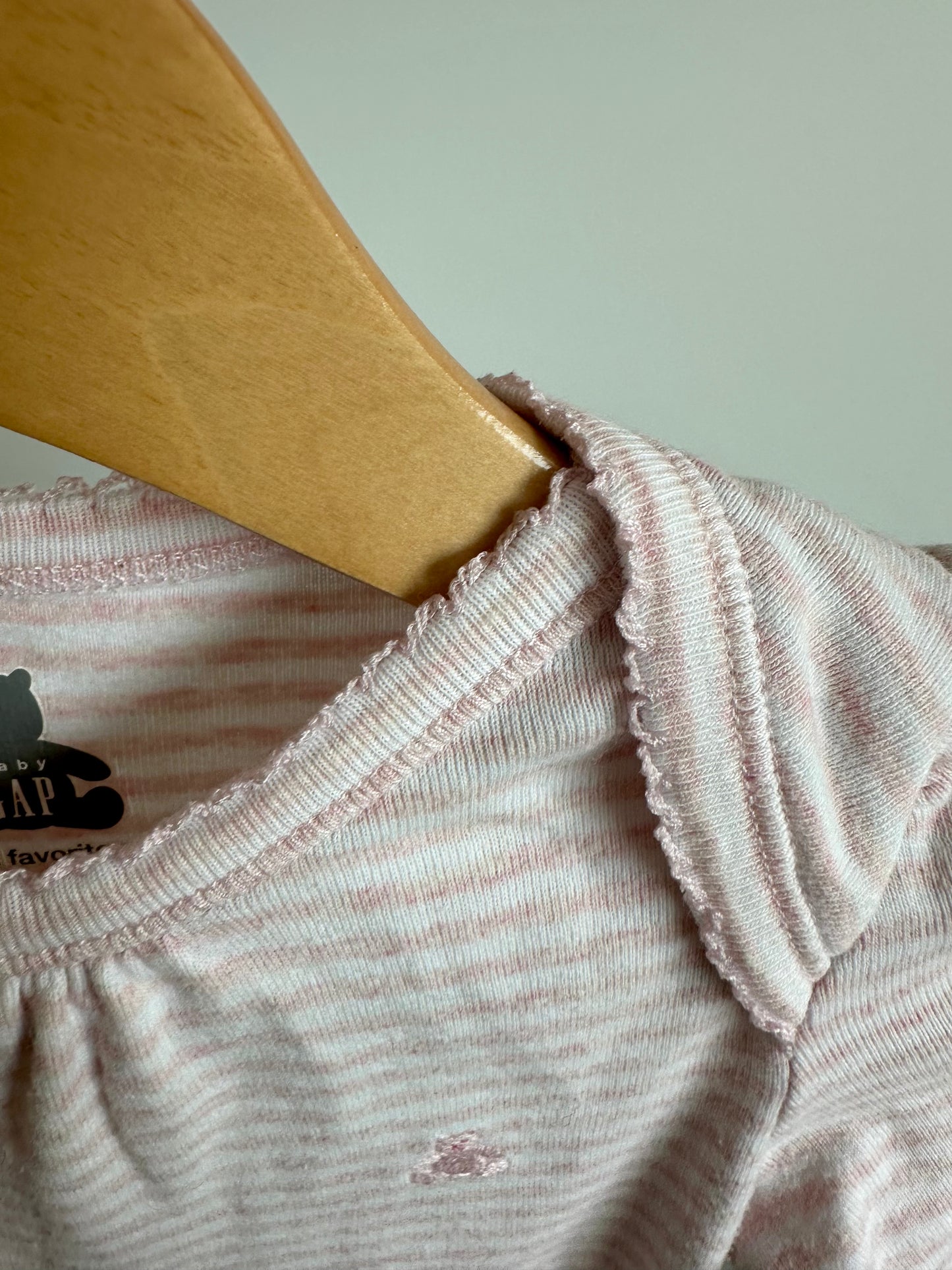 Gap Pink Stripe Bodysuit / 12-18m