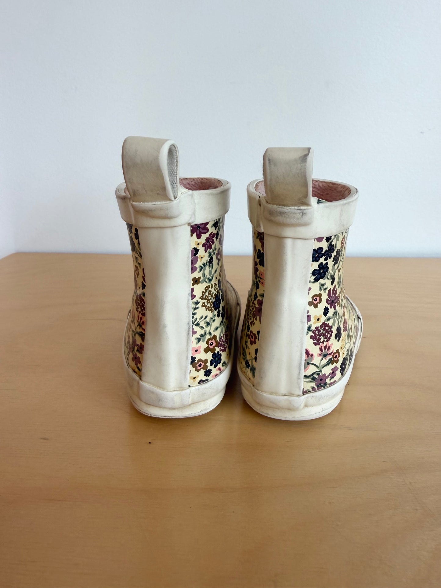 Floral Slip On Boots / Size 3 Toddler