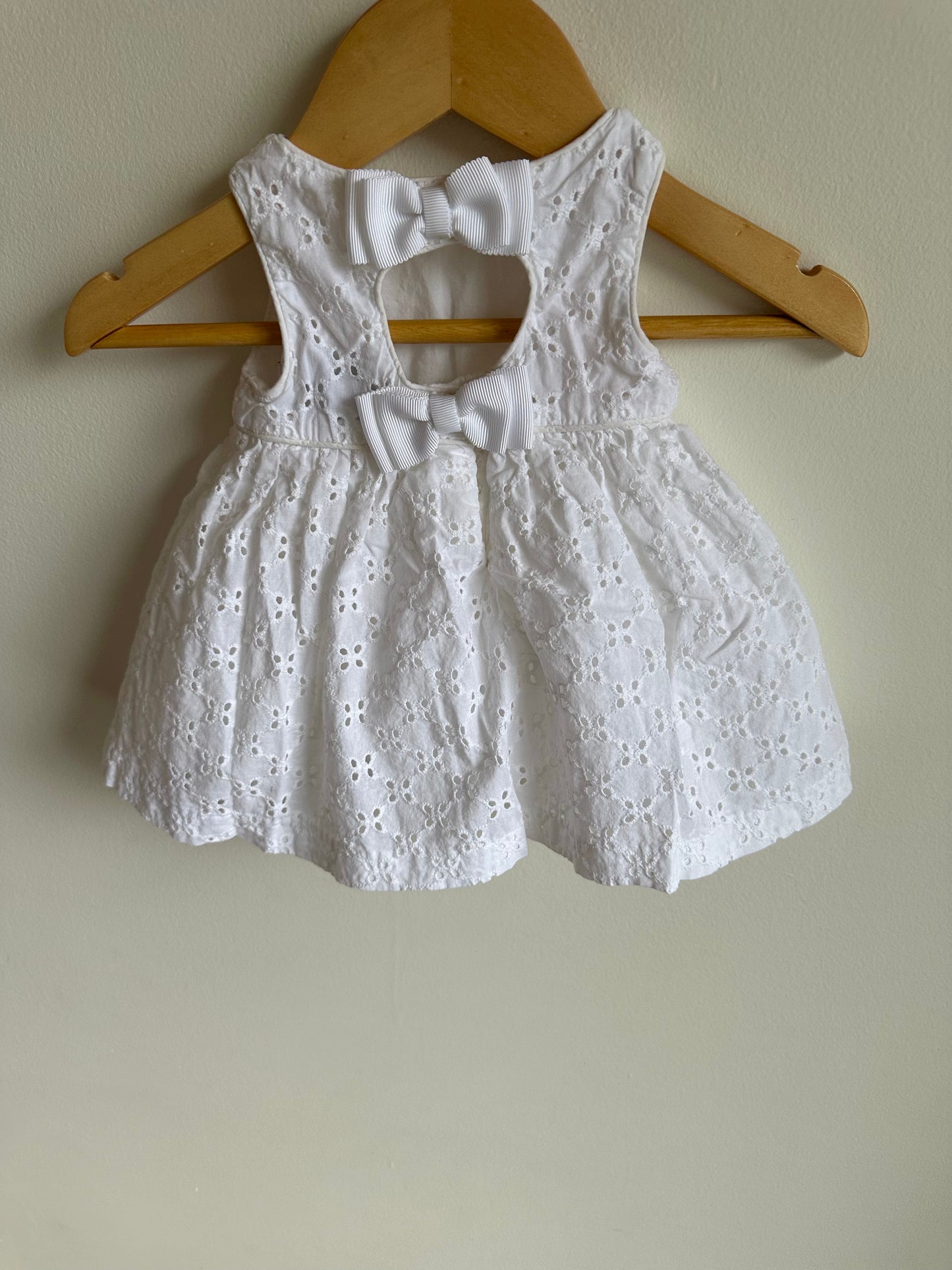 White Eyelet Cotton Dress / 0-3m