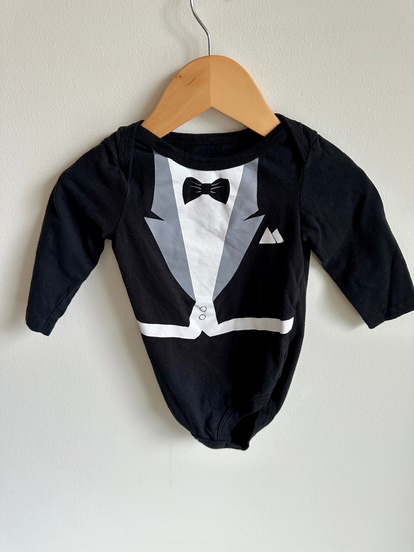 Formal Tux Bodysuit / 12-18m