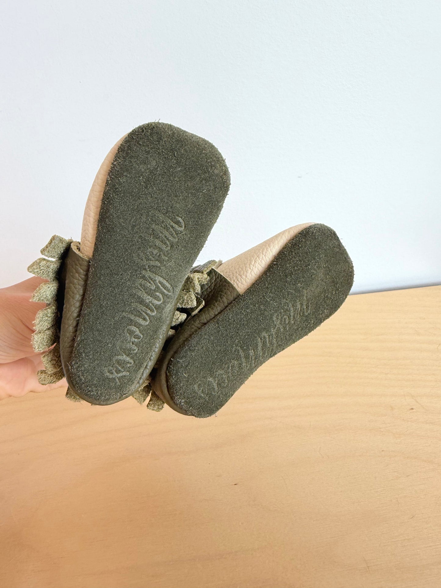 Leather 2 Toned Soft Sole Shoes / Size 2 Toddler