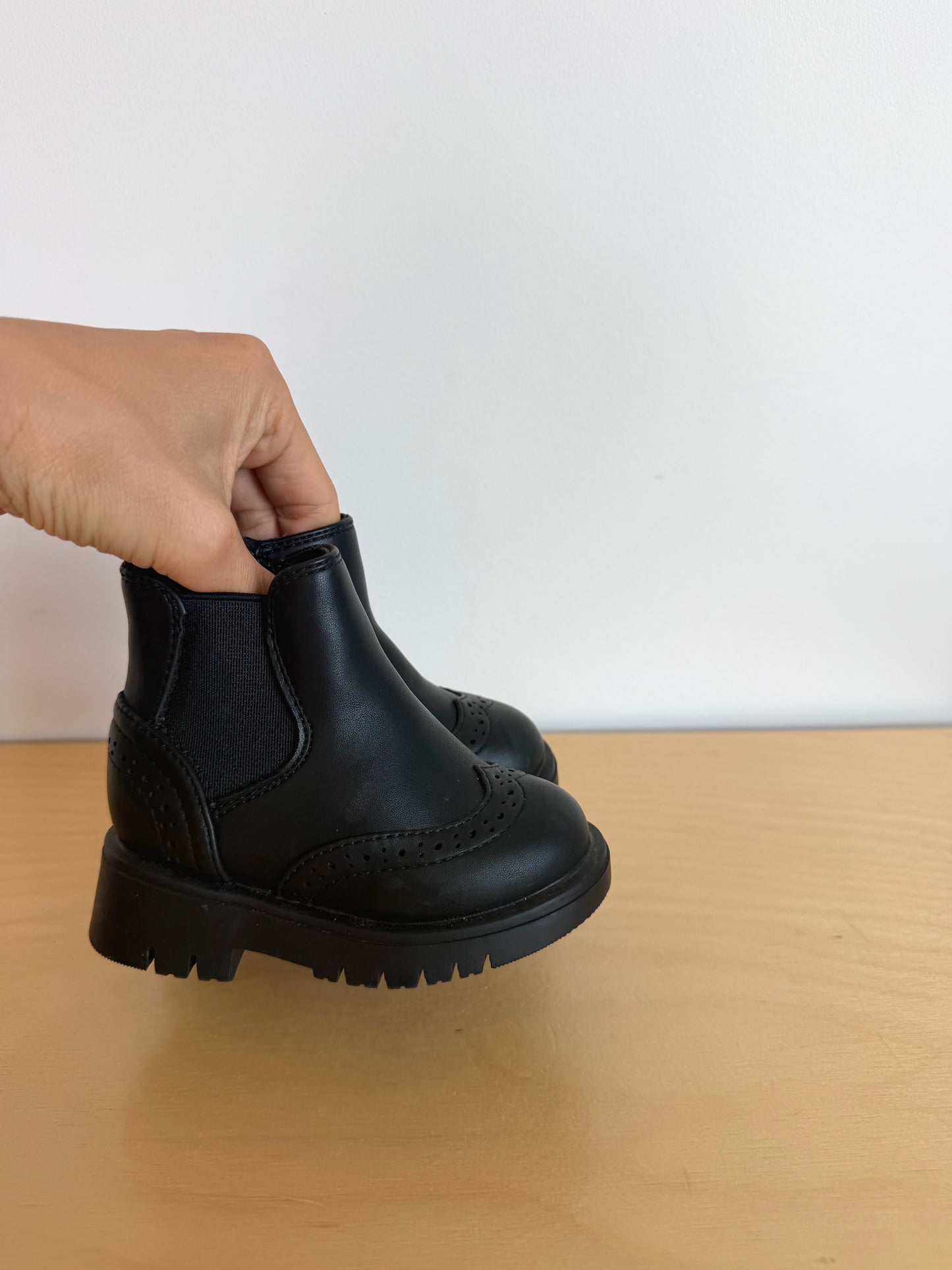Black Ankle Zipper Boots / Size 4 Toddler