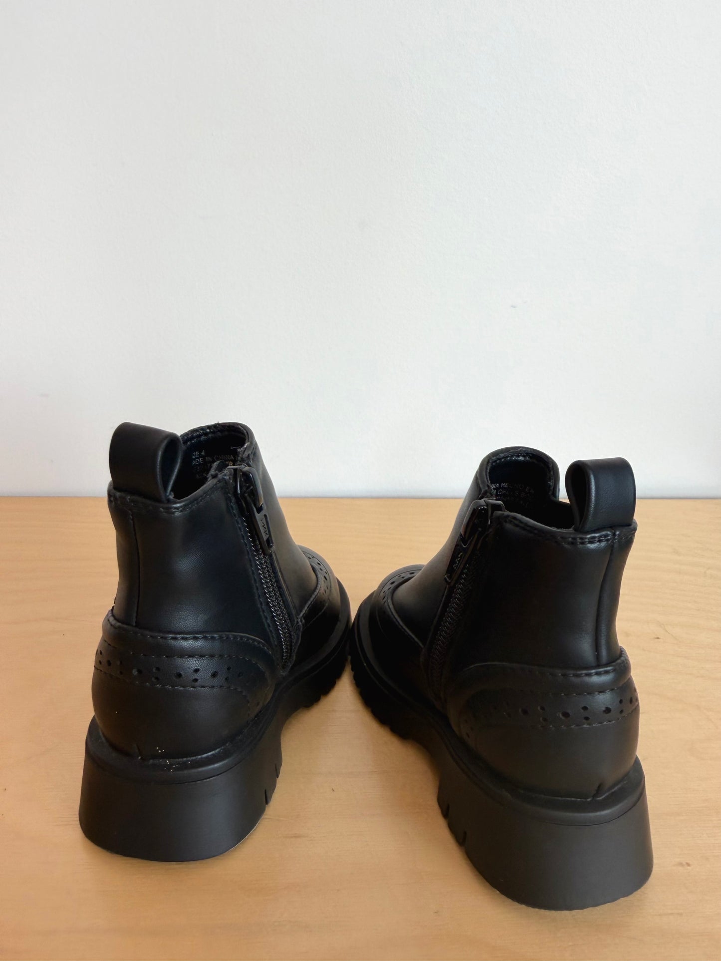 Black Ankle Zipper Boots / Size 4 Toddler