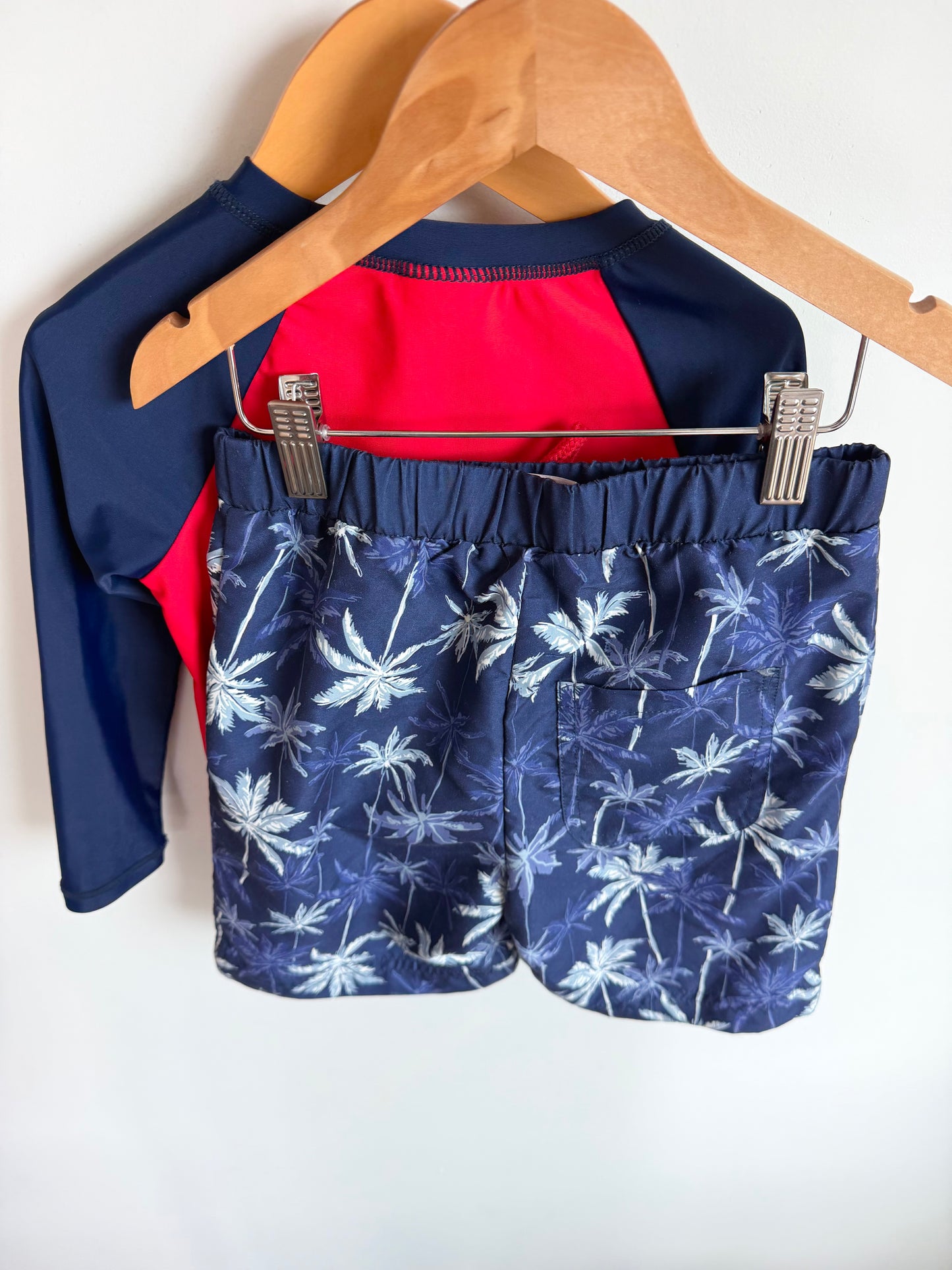 Surf Board Top + Shorts Swim Suit / 5 years