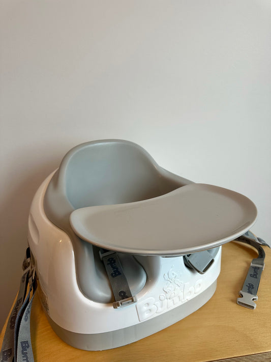 Bumbo Grey White Seat / 6-36m (No Shipping)