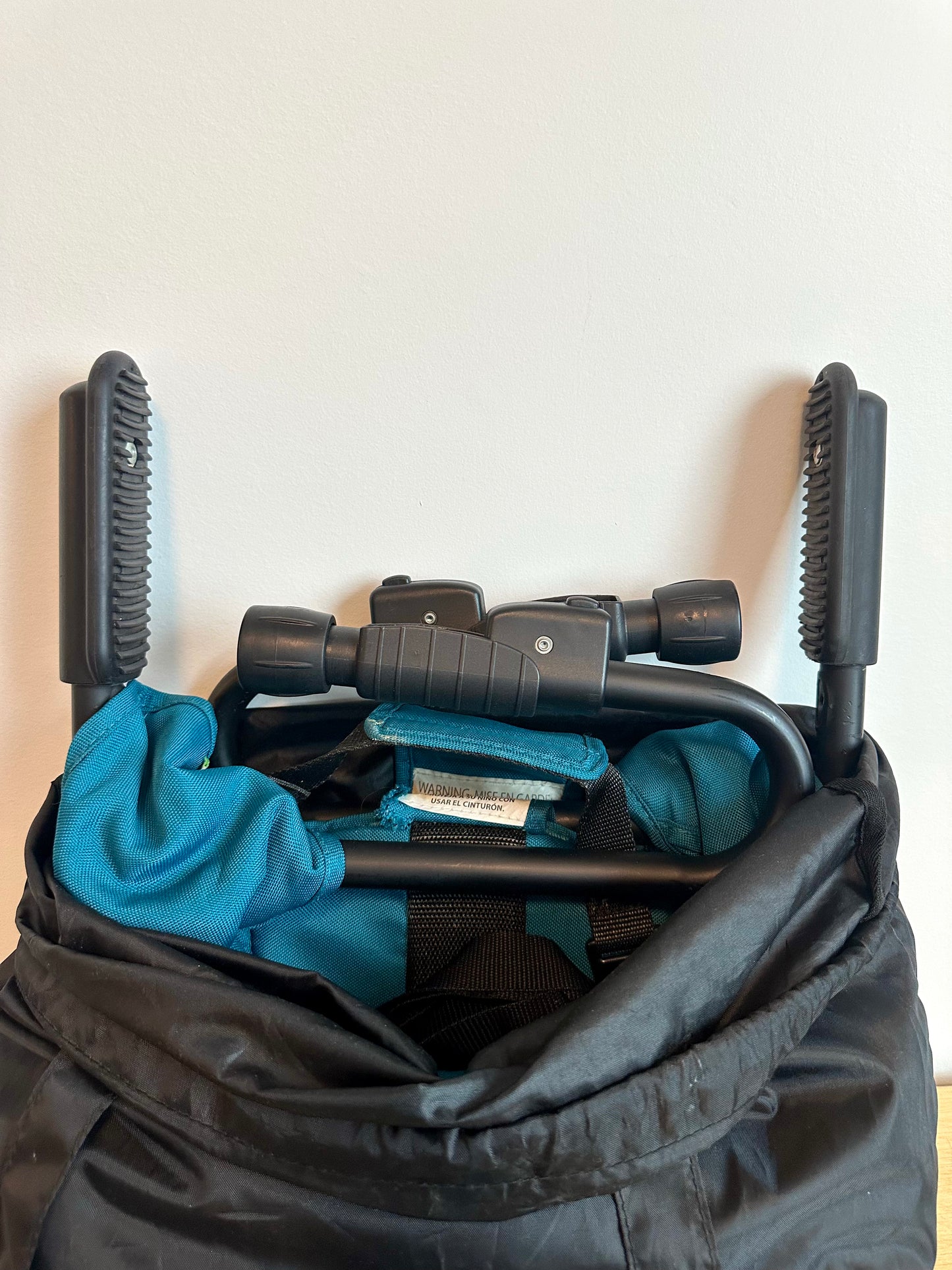 Perch Hanging High Chair / Max weight 37lbs (No Shipping)