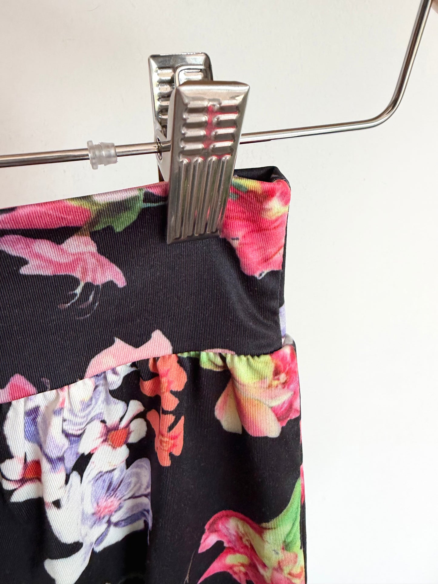 Black Floral Pants / 6-9m