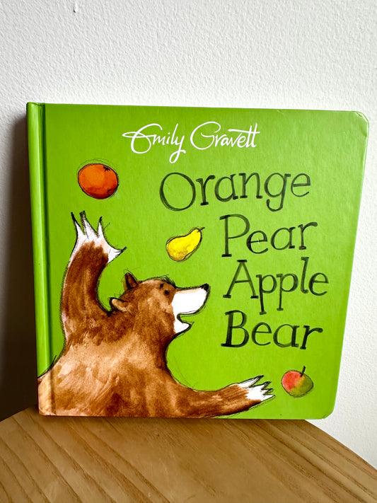 Orange Pear Apple Bear Book / 0-3 years