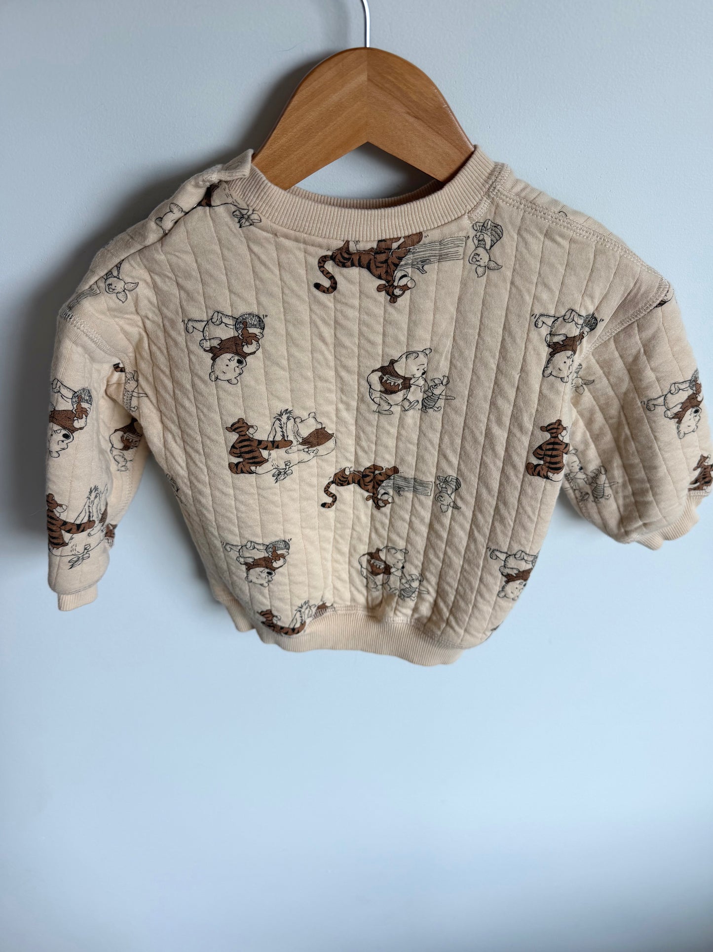 H&M Quilted Tan Winnie the Pooh Crewneck / 12-18m