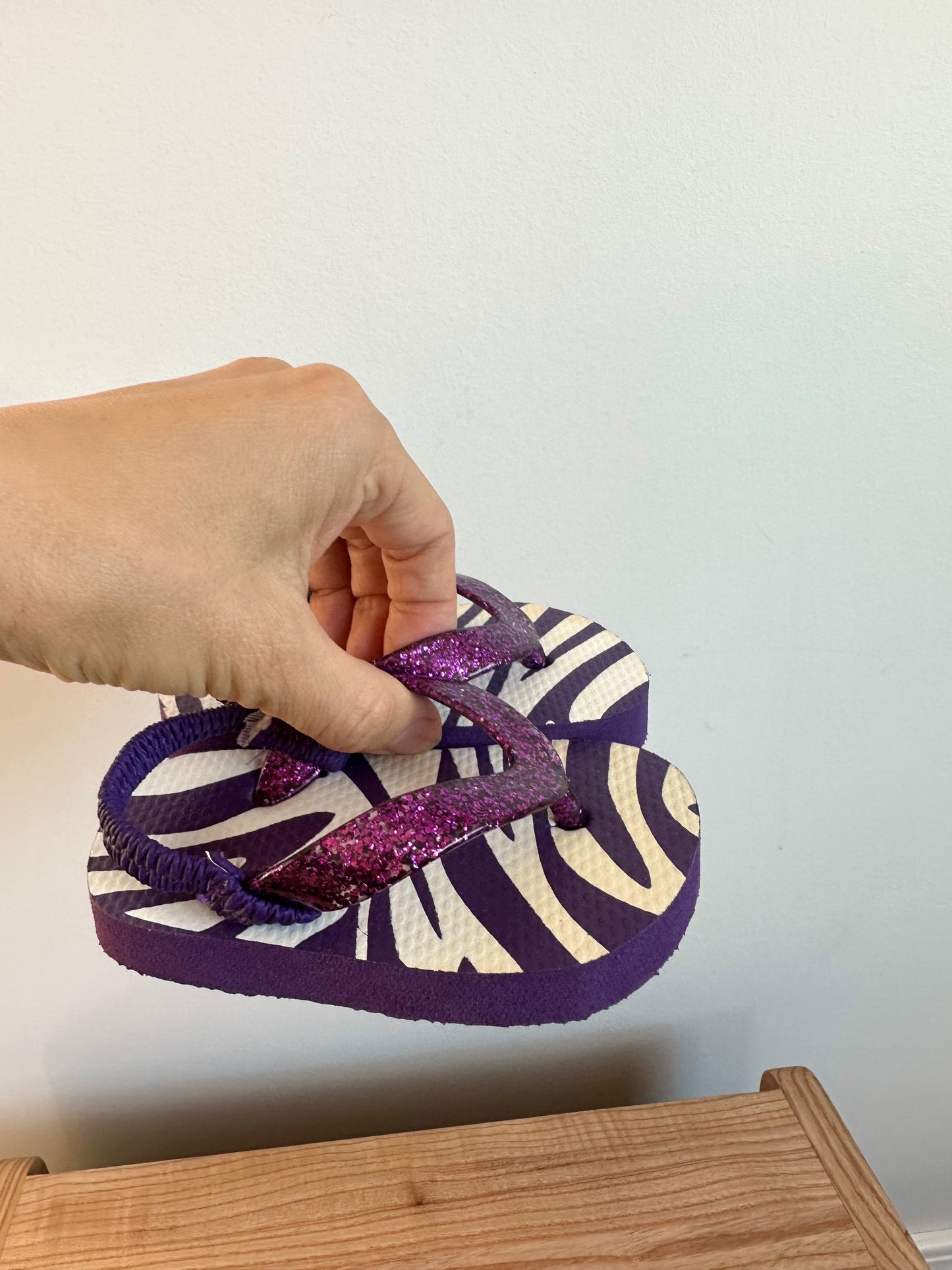 Zebra Purple Sandals / Size 4 Toddler