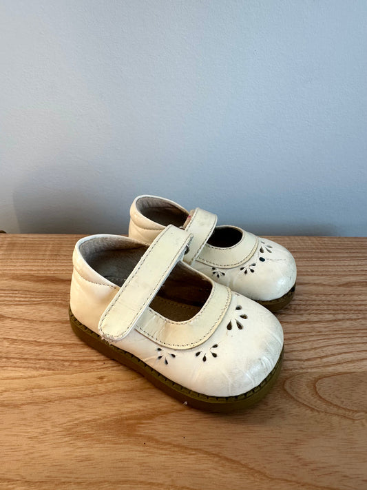 White Mary Janes / Size 3 Infant