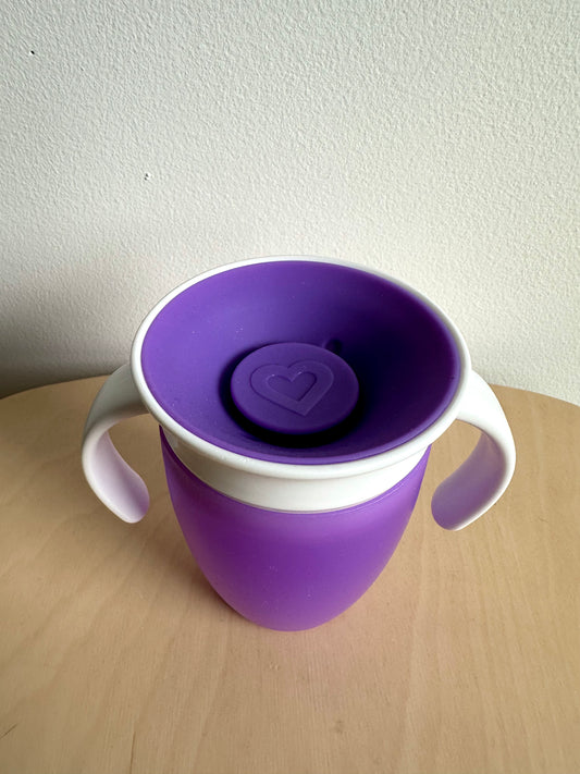 Munchkin Purple Cup