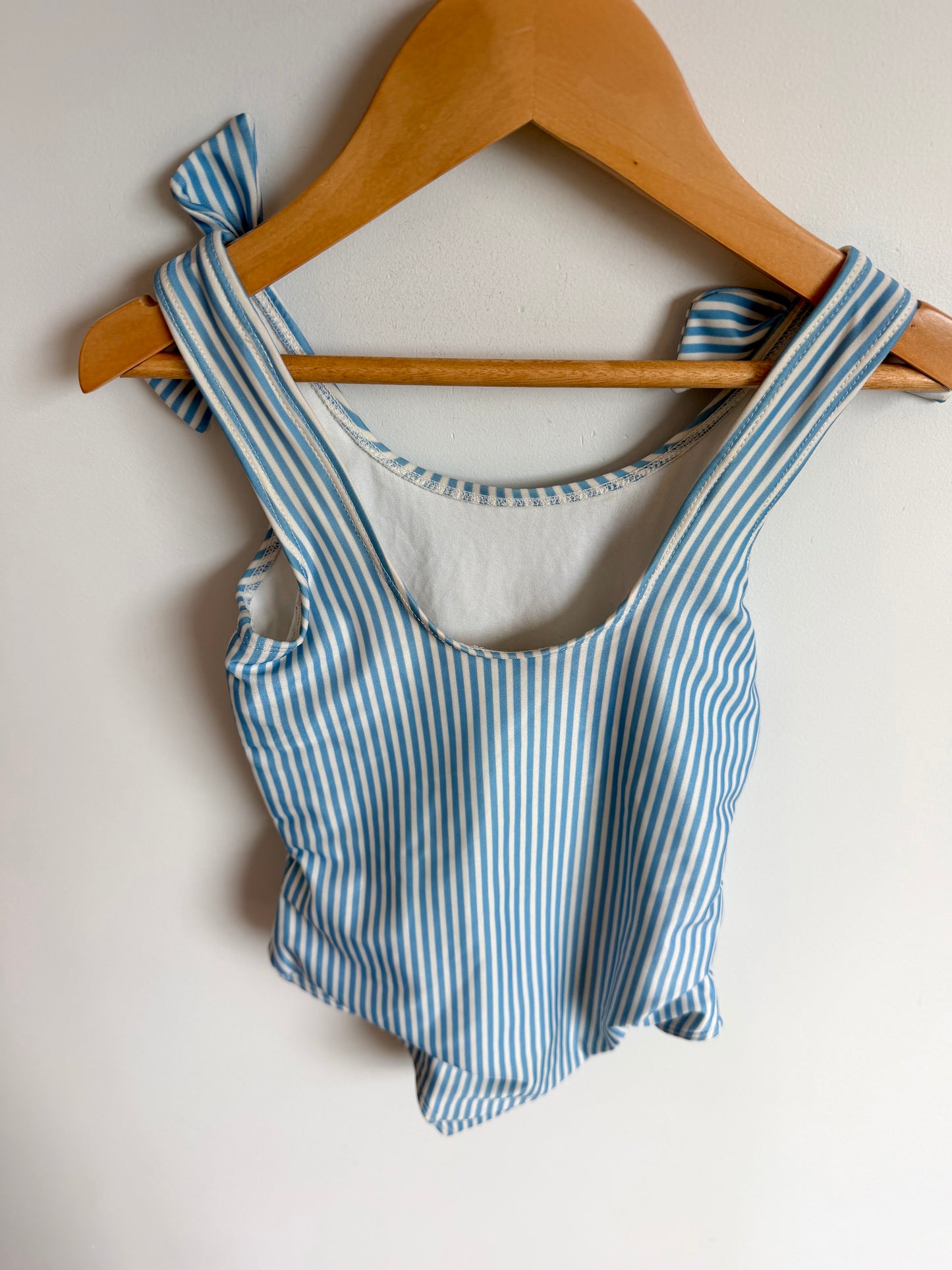 H&M Blue Vertical Stripe Swimsuit / 4-6 years