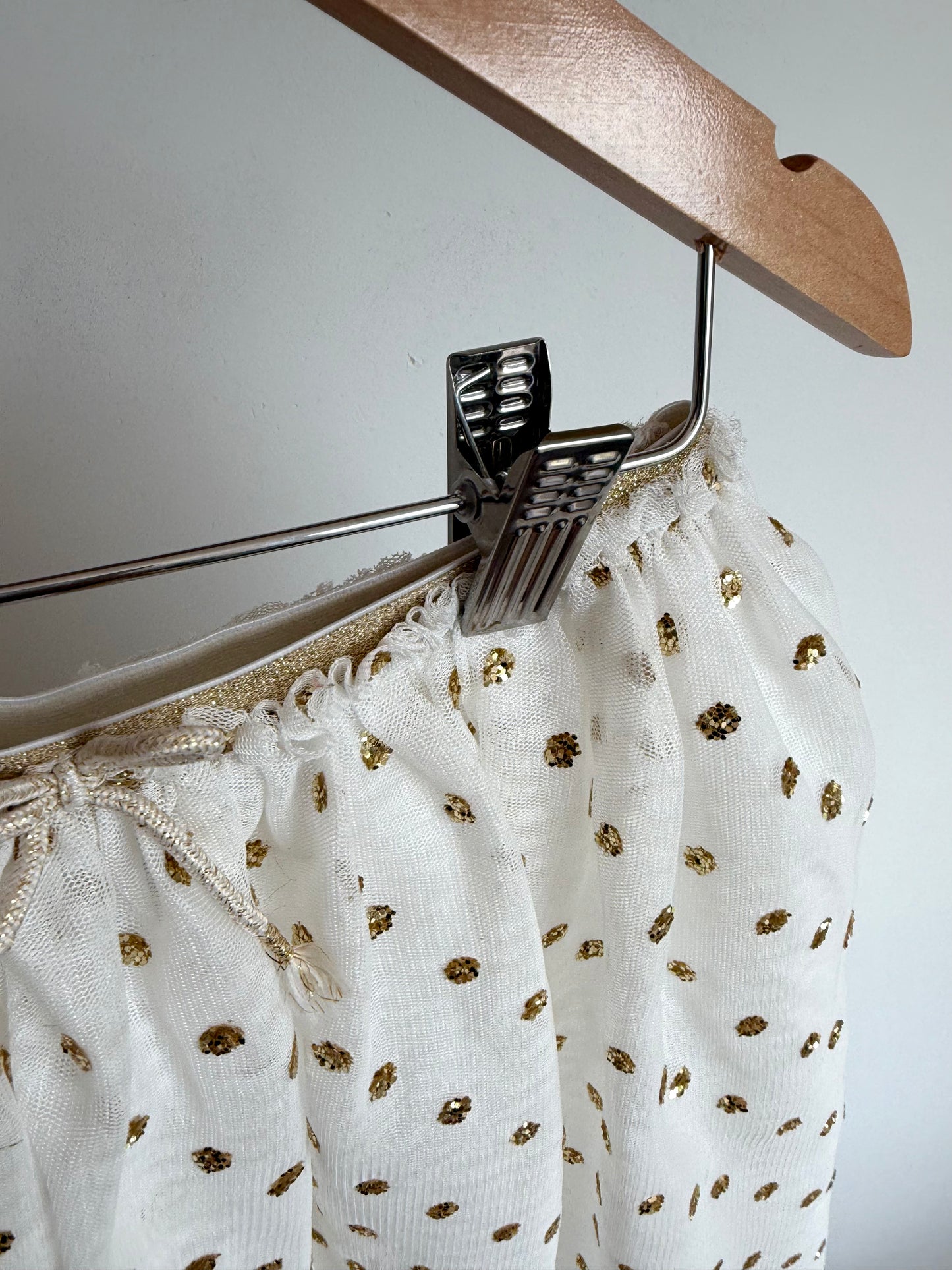White + Gold Tulle Skirt / 7-8 years