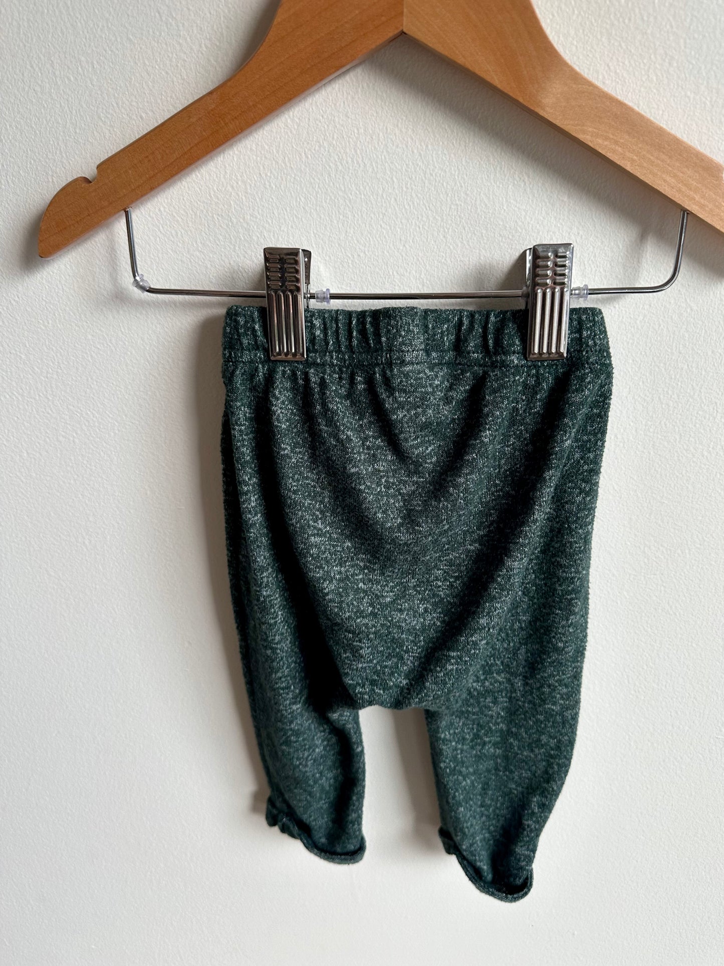 Green Joggers / 3-6m