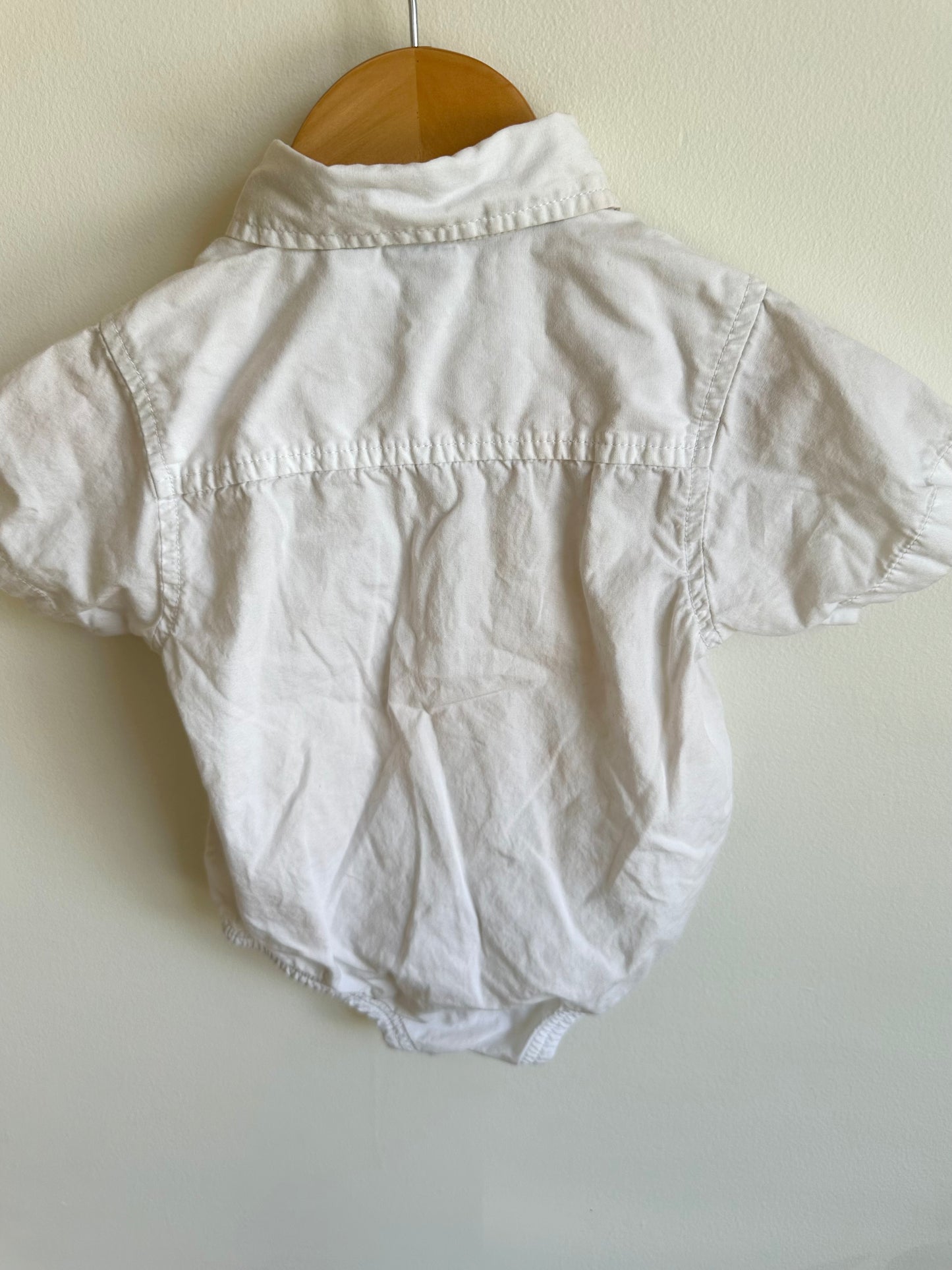 White Collared Button Up Bodysuit / 12m