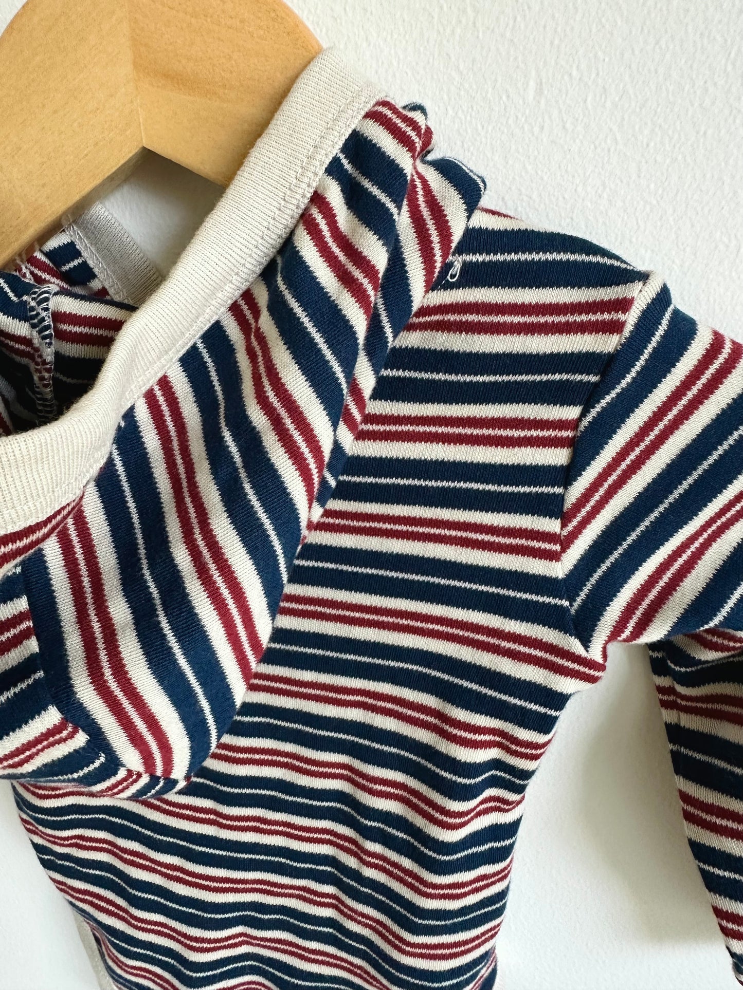 NEW Striped Hooded Bodysuit / 3-6m