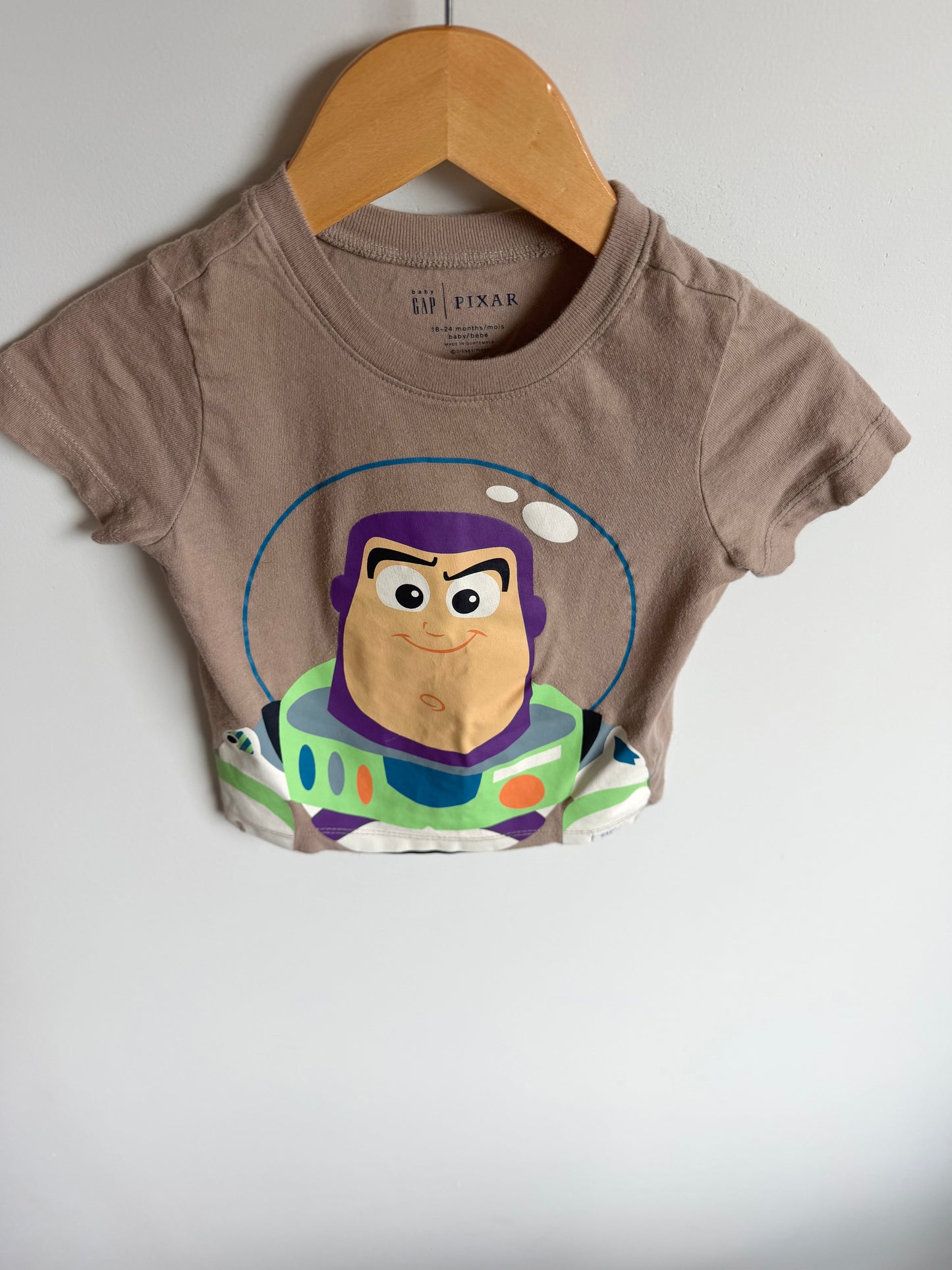 Gap Tan Buzz T-shirt (PLAY)/ 18-24m