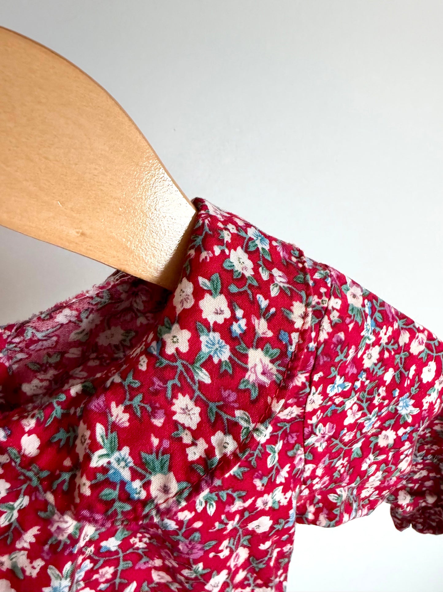 Collared Red Floral Bubble Romper / 6-12m