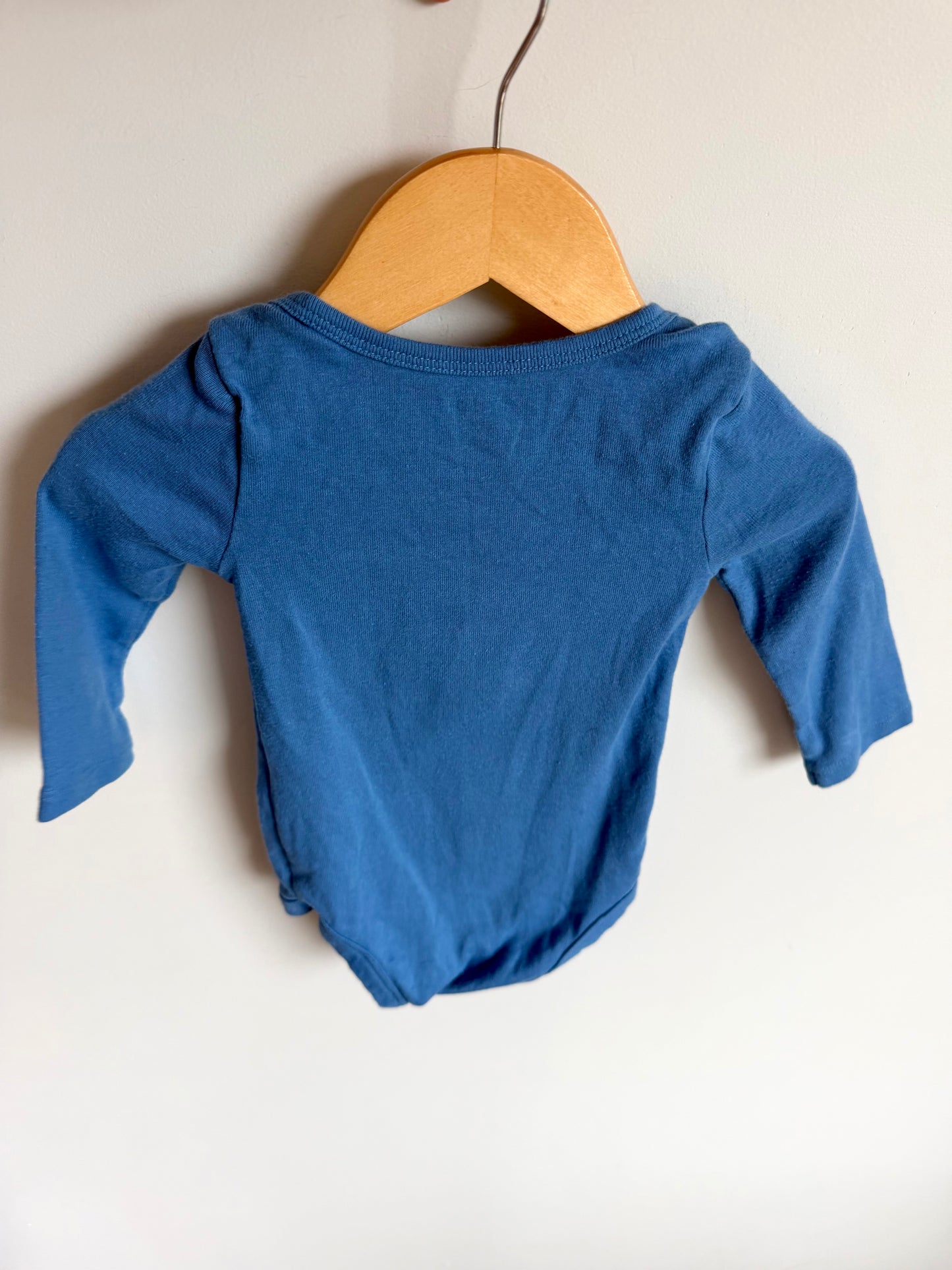 Hugs with Momma Bodysuit / 3-6m
