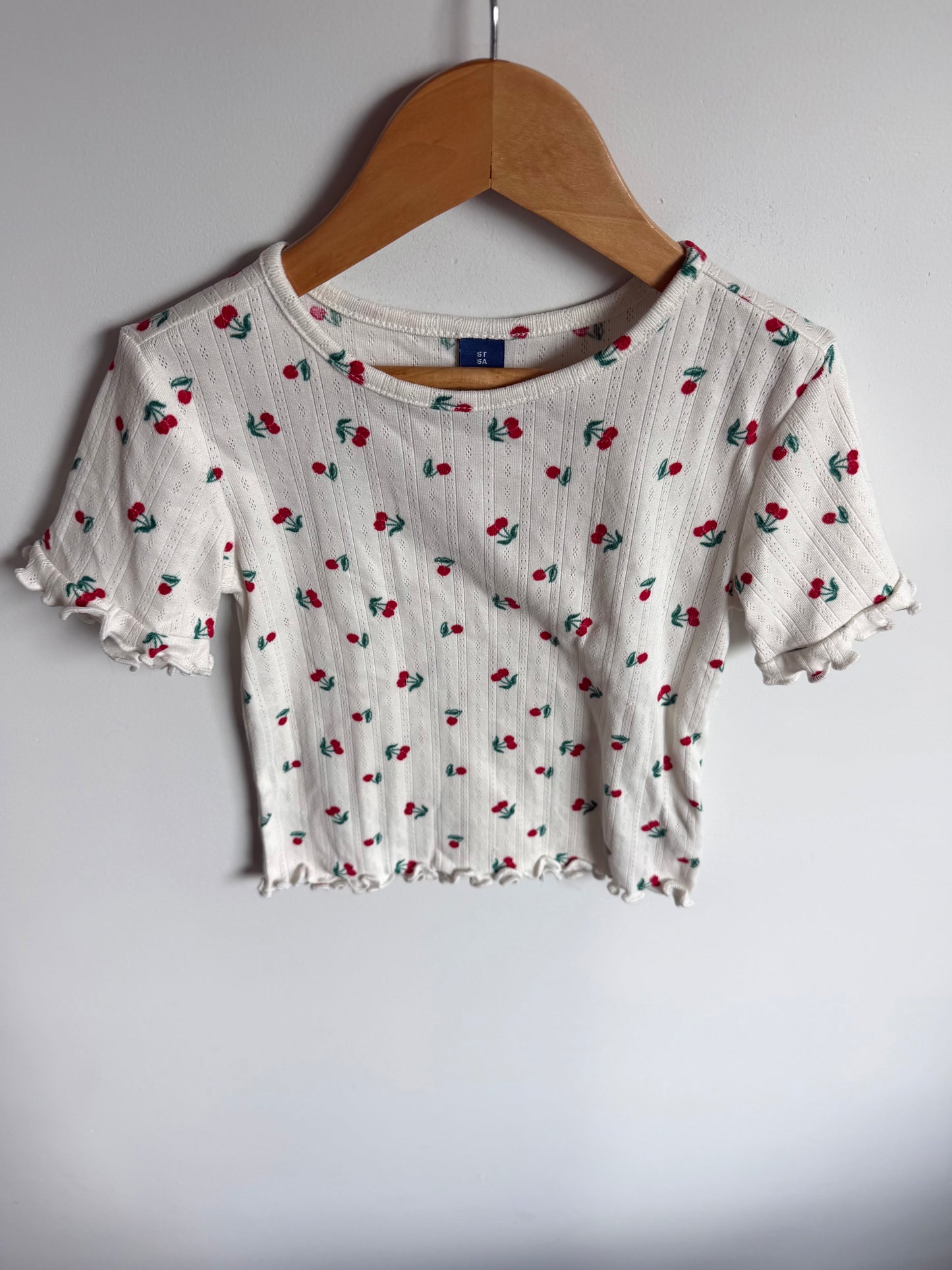 Cherry Eyelet T-shirt / 5 years