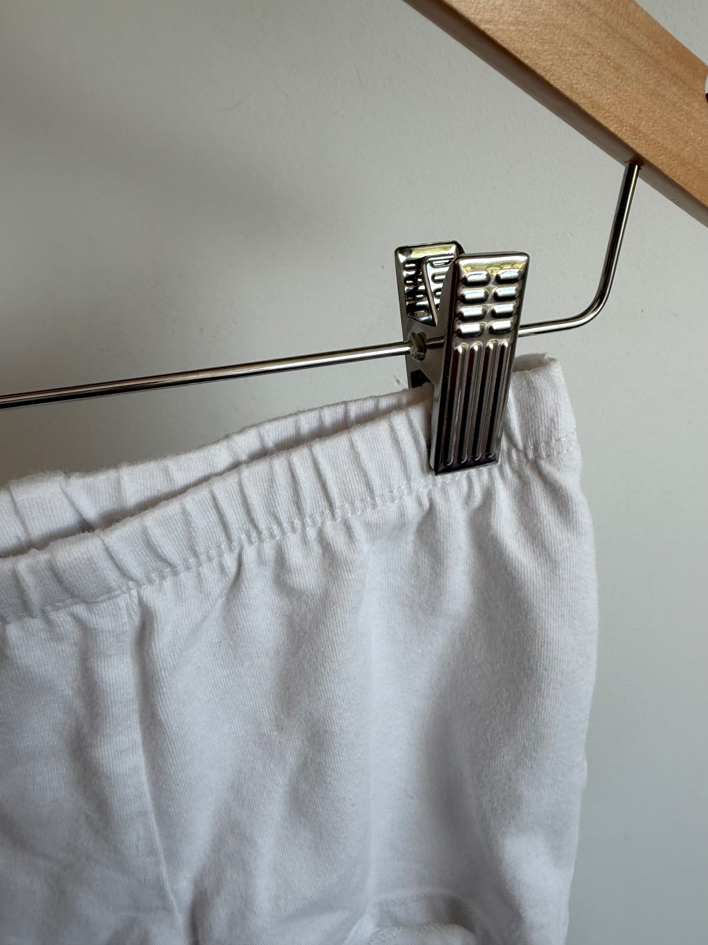 White Biker Shorts / 5T