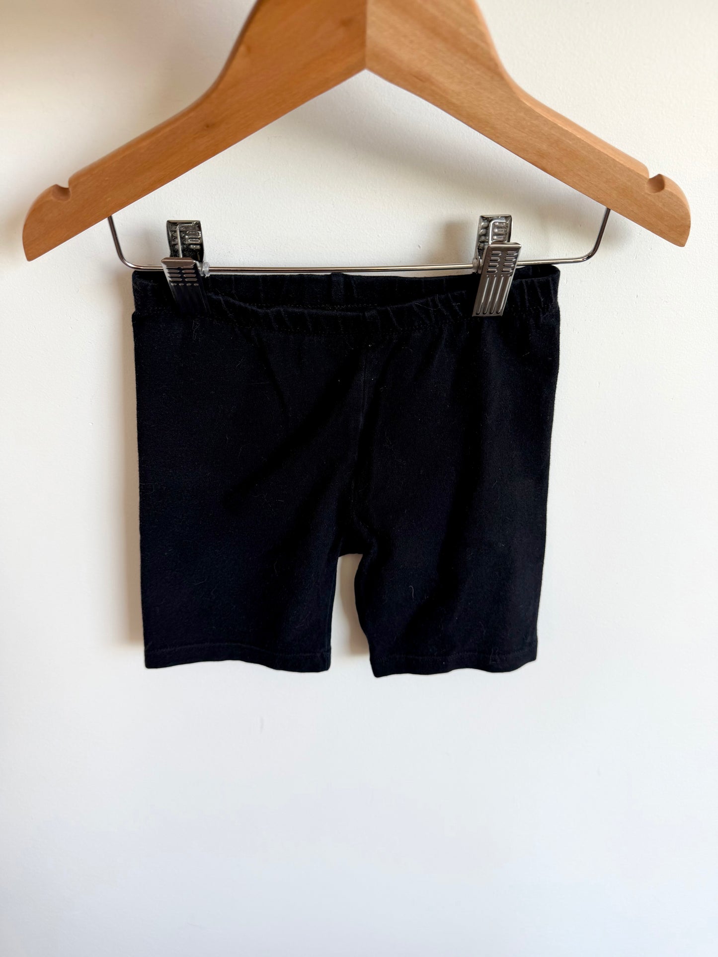 Black Biker Shorts / 4T
