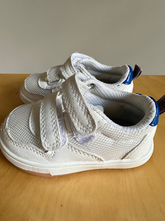 White Sneakers with Blue Heel Detail / Size 3 Infant