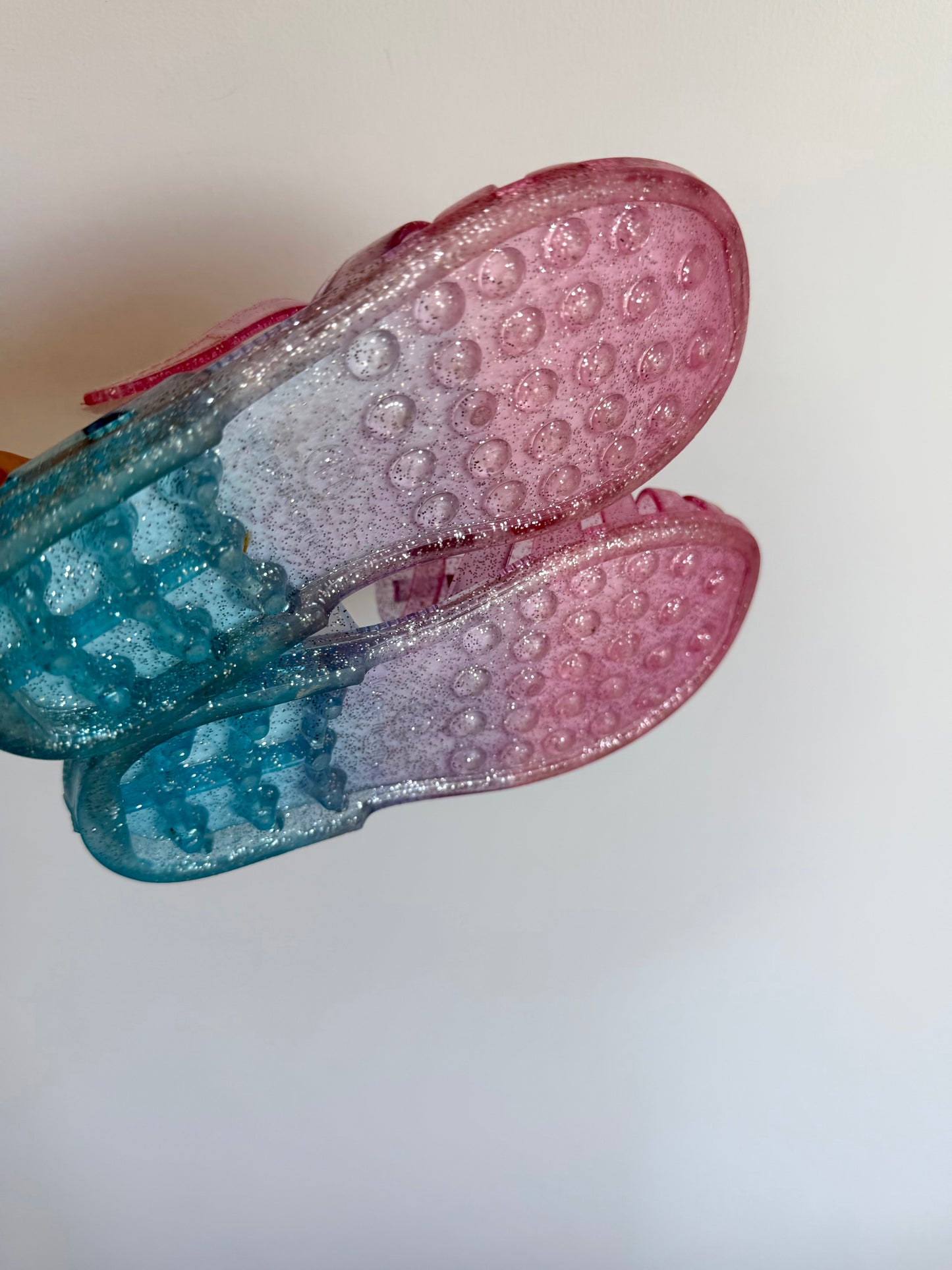 Jelly Sandals / Size 11 Little Kid