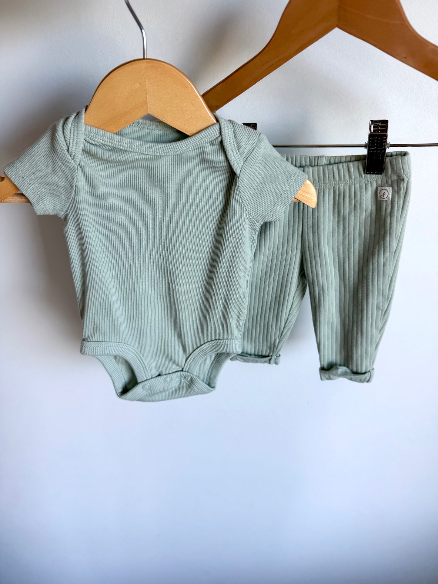 Sage Organic Ribbed Bodysuit + Pants Set / 3m