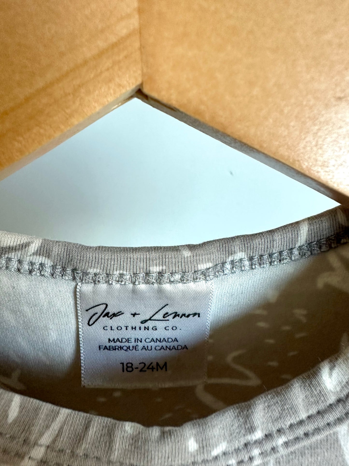 Made In Canada Grey T-Shirt / 18-24m