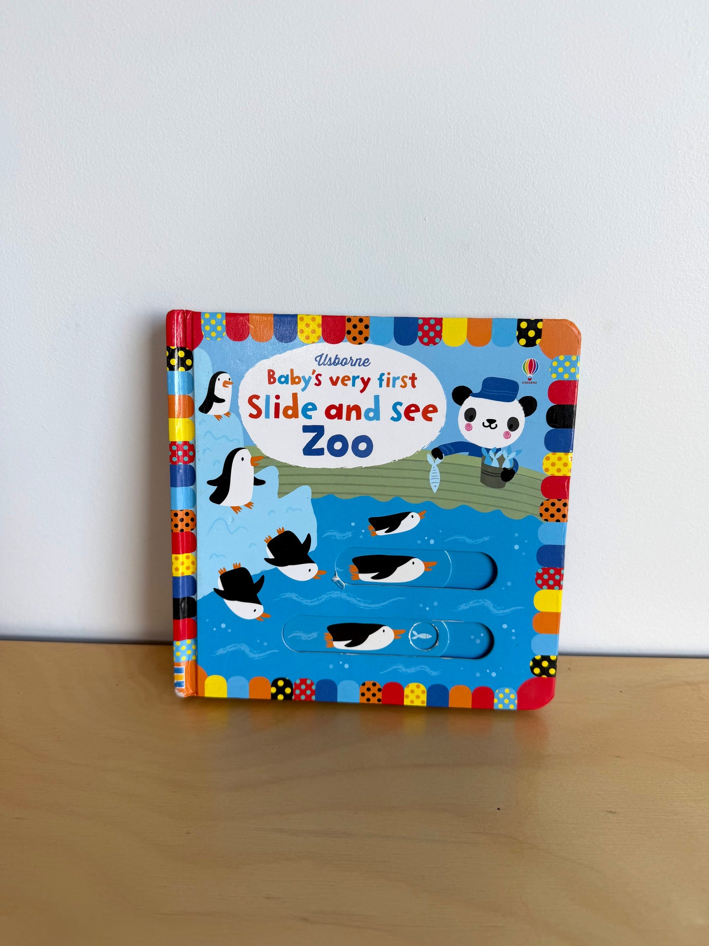Baby's First: Slide and See Zoo Book / 0-2 years