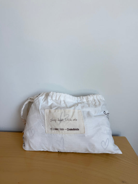 100% Organic Cotton Hearts Fitted Crib Sheet