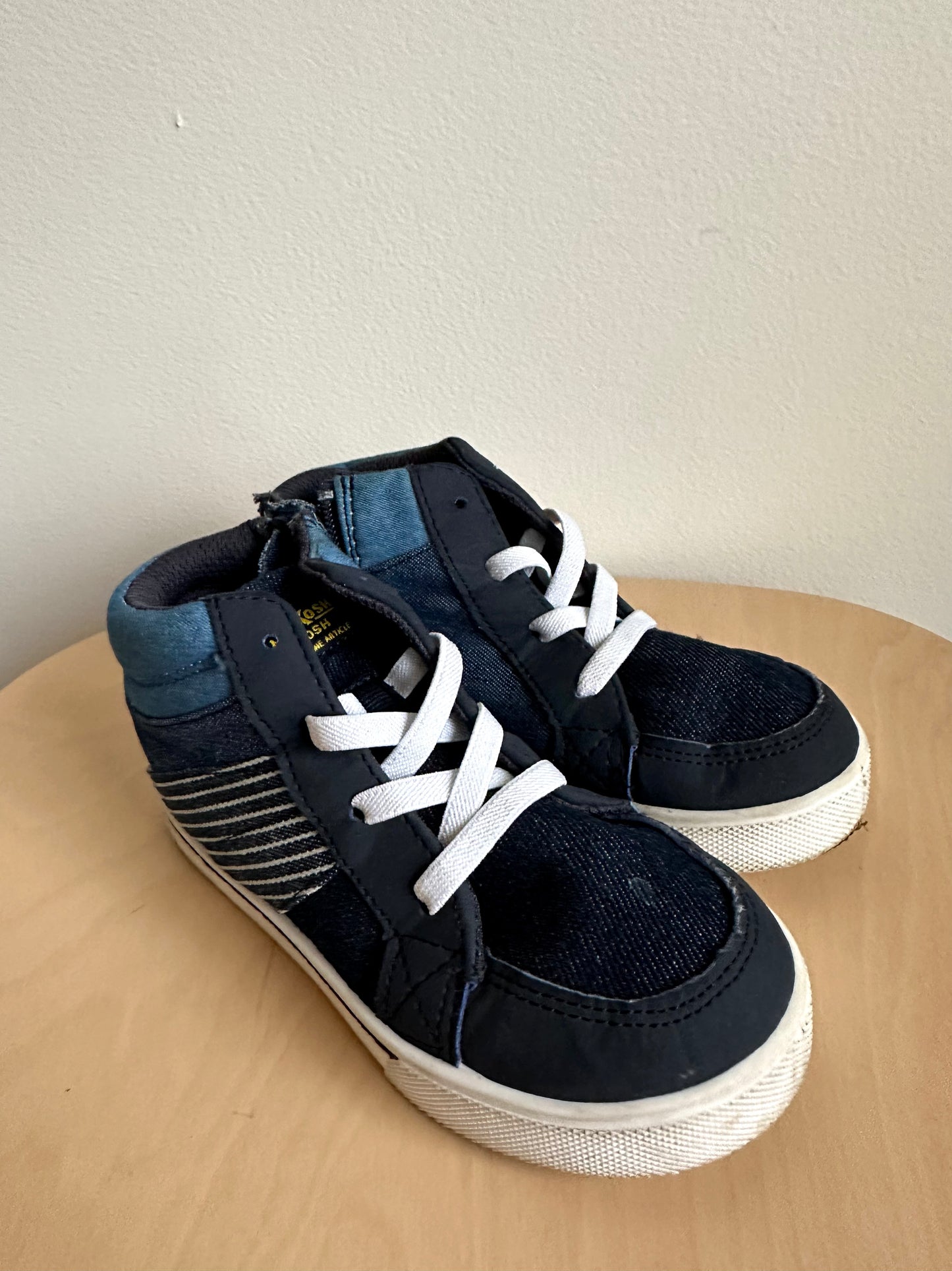 OshKosh Blue Side Zip Sneakers / Size 10 Toddler