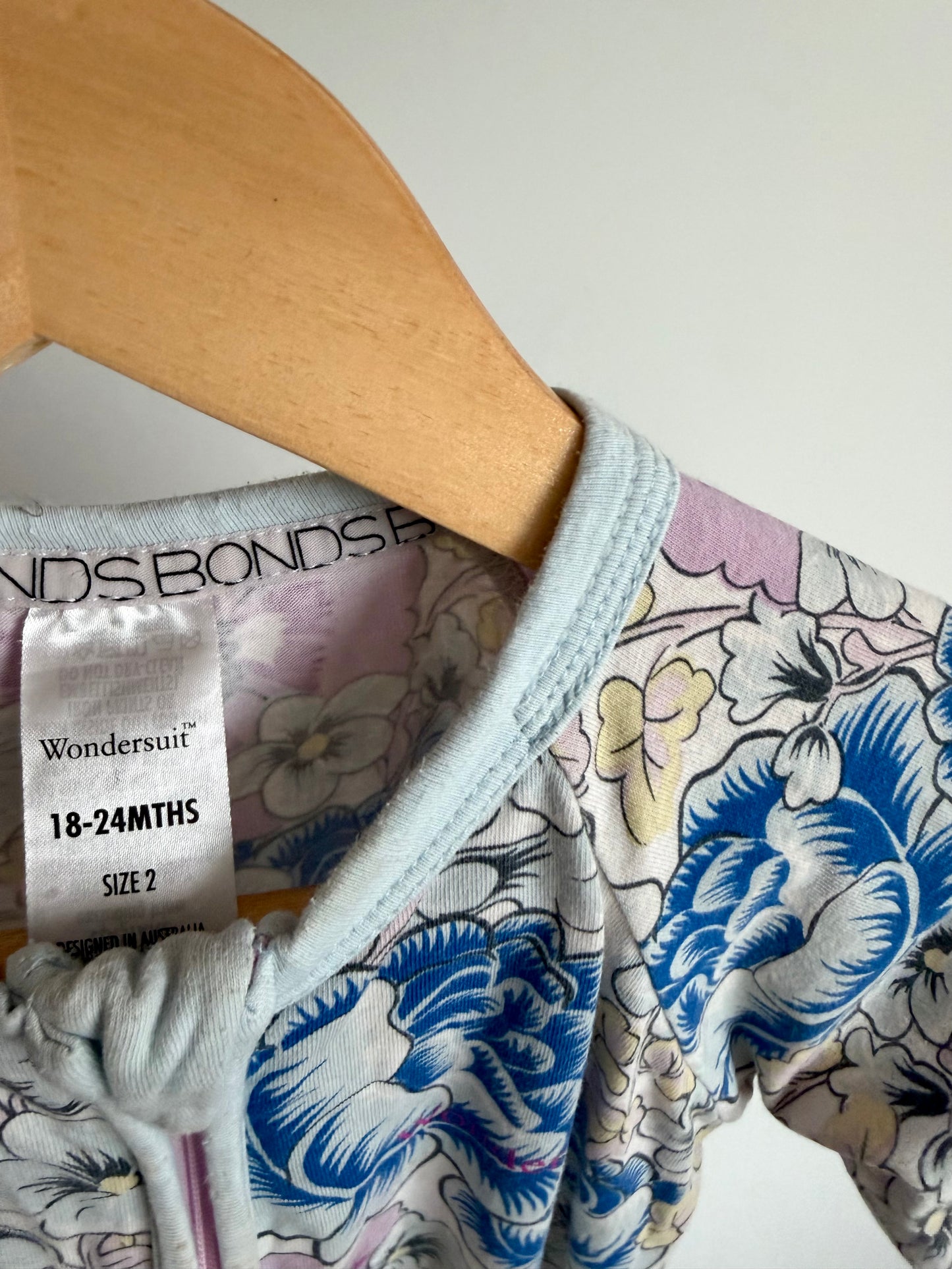 Bonds Blue Trim Floral Sleeper / 18-24m