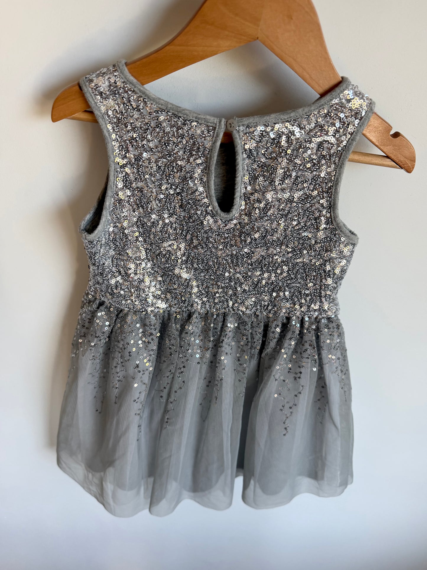 Gap Grey Sequin Tulle Dress / 4-5 years(XS)