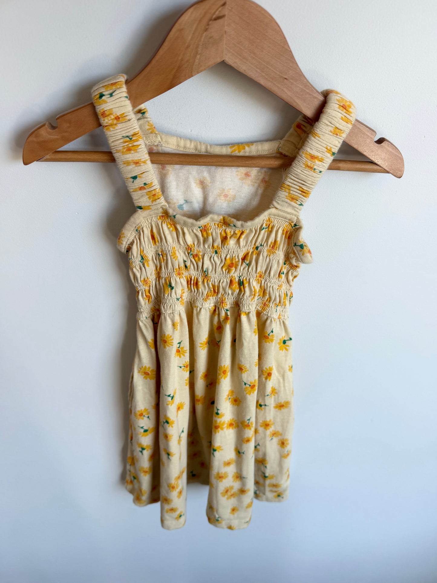Yellow Daisy Dress / 5 years